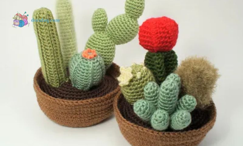 Cactus Pot Crochet Charts